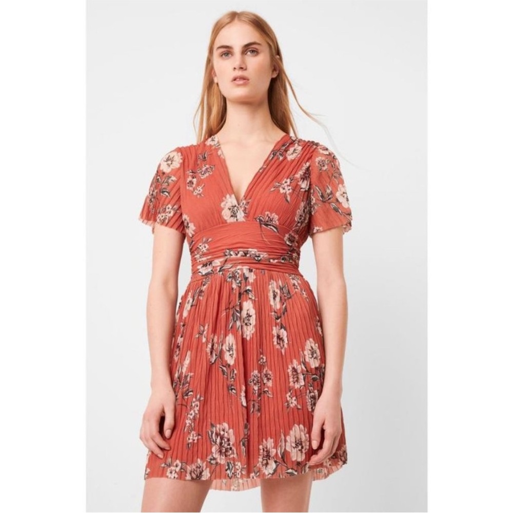 French Connection Tamika Pleated V neck floral brown copper Gossamer